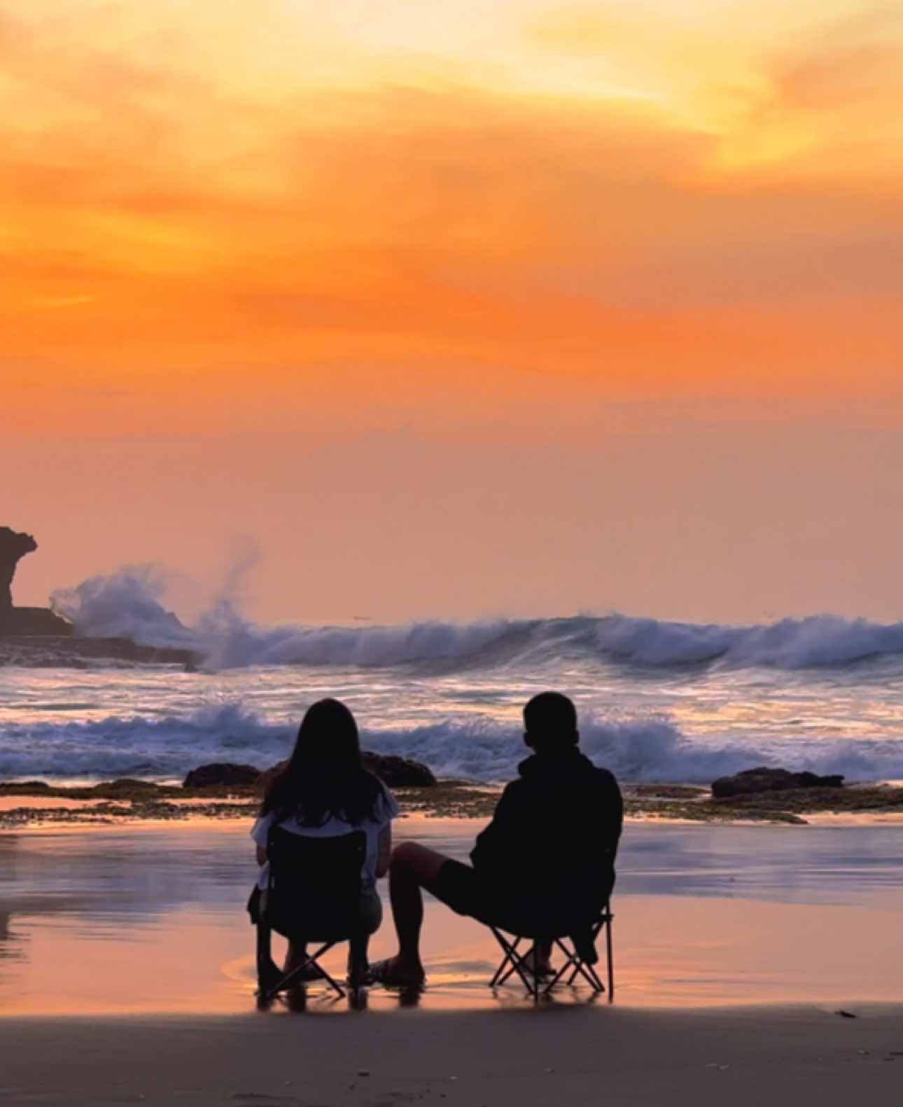 Nothing more peaceful than this. #sunrise #beach #madasaribeach #fyp 
