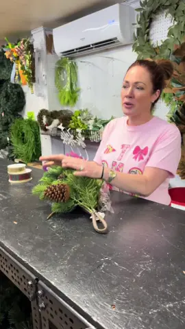 ✨🎄 Get the Holiday Splendor Kit today and bring the magic home!  Watch Enchanted Vines’ full tutorial on YouTube to recreate this stunning design step-by-step in your own home.  🛒 Shop now at tmigifts.com and start creating holiday magic today! Use code KARA20 For 20% off @Enchanted Vines 