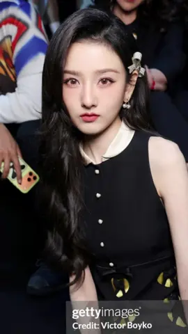 ลูกสาวสวย น่ารักมากๆเลยเนาะ 🥹🥹🥹 #ซ่งจู่เอ๋อร์ #songzuer #SongzuerxValentinoSS26 #SongzuerinParisValentinoSS26 