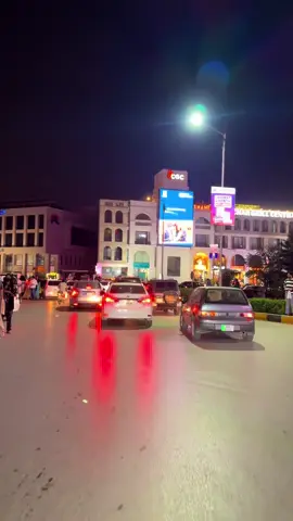 I-8 Markaz Islamabad #fyp #foryoupage❤️❤️ #Thebeautyofislamabad #trending #viral 