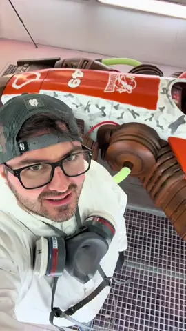 Building the F4X-22, Lifesize flying formula 4 for @amixemrigolo and @spacefox.shop! Exhibited at @gp_explorer !! From the original design to the final painting ! What a project but what a rush! #3dprint #spacefox #gpexplorer #F4X22 #amixem 