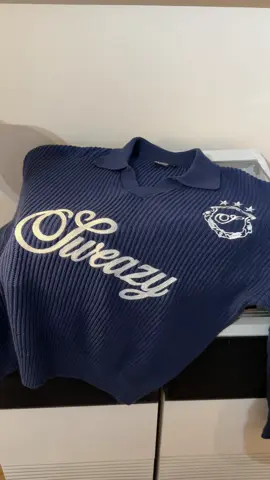 Nhìn nó cứ quốc tế sao á #outfitideas #OOTD #outfit #swevn 