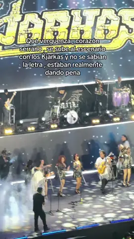 #corazonserrano #kjarkas #verguenza #viral  Imagínate ir a cantar con uno de los grupos más hermosos de Sudamérica y no saber la letra,  pasarse el micrófono por que ninguna sabía , vergüenza total 