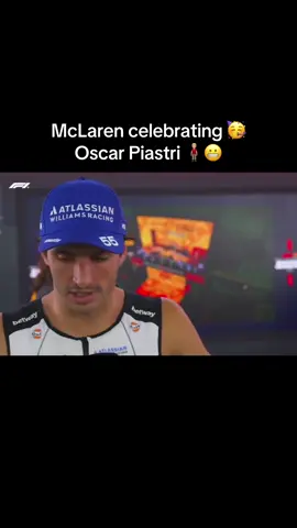 Poor Oscar 😬😭 #f1 #singaporegp #gpsingapour #mclaren #oscarpiastri 