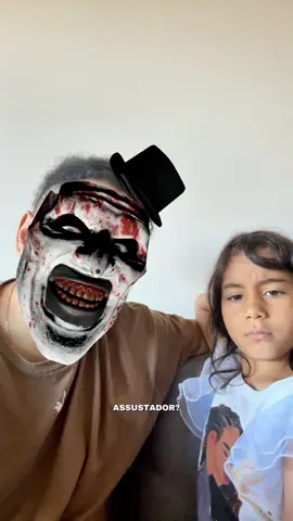 Usando filtros aleatórios na Mia parte 3, eu acho que é o melhor até agora KKKKKKK #humor #filtros #paidemenina 