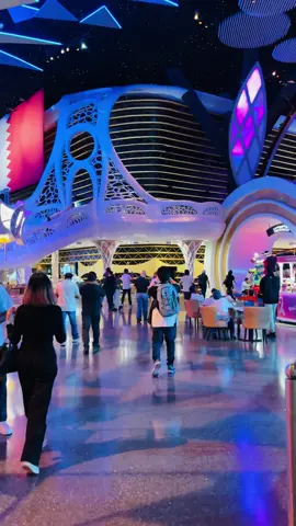 Laser Oasis Doha 💙📍 #foryoupage #qatar2025🇶🇦 #sowrab___956 #lyricsvideo📌📍 #bioscope🎧🎸 