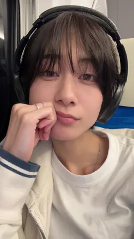 新幹線一睡もしなかった。 #一重女子#fyp#おすすめ#ショートヘア 