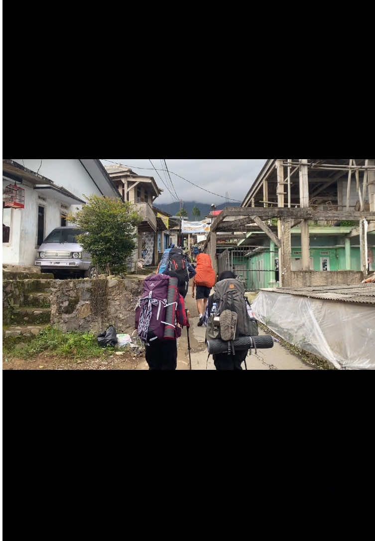berangkat berempat, pulang nambah keluarga baru, jujur ini pendakian terseru aku🤩🫰🏻