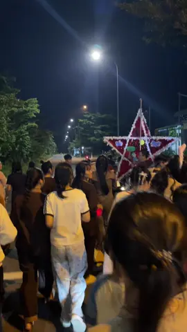 Rước Đèn Trung Thu Cùng Hương Sen Phật Ấn❤️❤️❤️ #xuhuongtiktok  #trungthu2025  #thichcanhchua  #ruocdentrungthu 