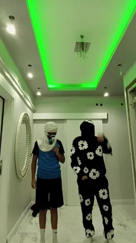 ilaydayı dışladık hahha#keşfetedüş #keşfet #keşfetbenioneçikart #maskeli #viralvideos 