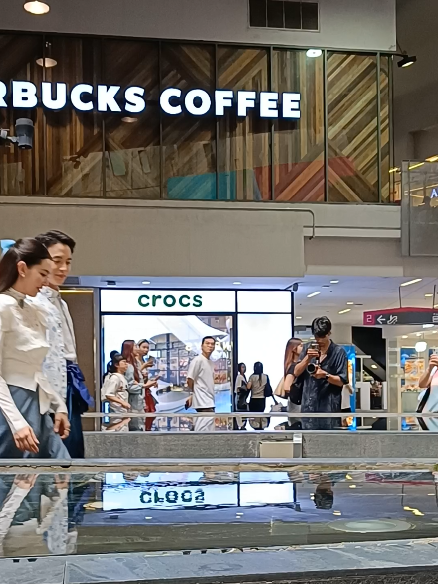 #creatorsearchinsights นั่งกินขนมอยู่เพลิน ๆ ก็เจอแบบเกือบเก็บความทรงจำไม่ทัน😊🤗 #เจ้าคุณพี่กับอีนางคําดวง 