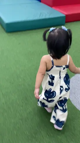 New cute ootd nanaman ang baby girl nayan 🤗💓 #romperforbaby #babygirlootd #babygirloutfit #fyp #fyppppppppppppppppppppppp 