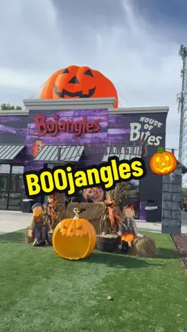 Come to BOOJANGLES with me 🎃 @Bojangles #conway #sc #cityofhalloween #bojangles #myrtlebeach 