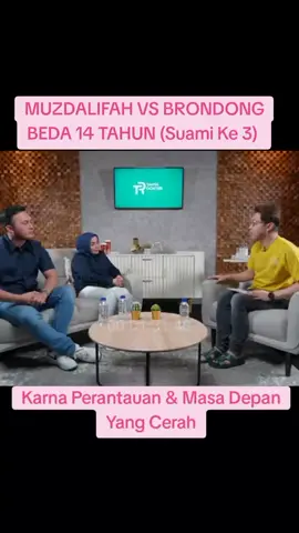 MUZDALIFAH & BRONDONGNYA BEDA 14 TAHUN #muzdalifah #fadel #fyp #viral #foryoupage 