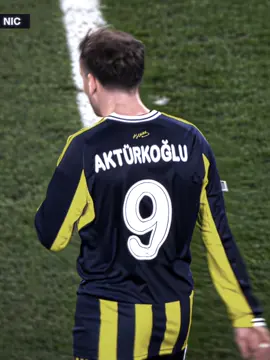 Aç flaşını stara yap zoom 🪄 . . . . #fenerbahçe #fb #keremaktürkoğlu #fyp #edit