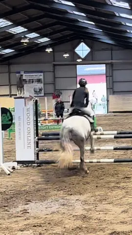 Sweetest Evelyn from LB* yesterday. Style: 7.2 with a very strict judge. But some good tips for next time♥️