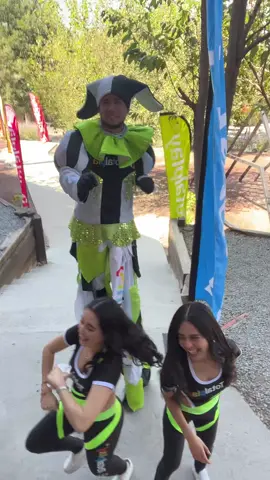 JAJAJAJJAJ
