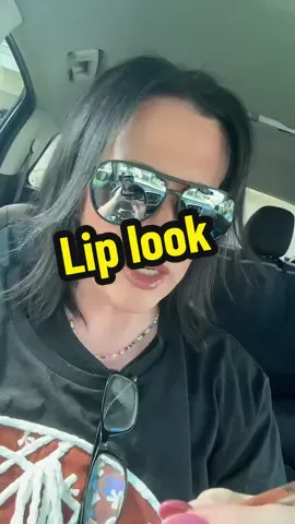 #falllipstick #fallmakeuplook #lipgloss #tiktokshopcreatorpicks 