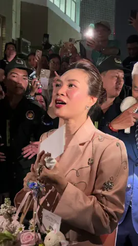 Nhất định phải đến live Concert Mỹ Tâm 13/12/2025. Chị Tâm bảo nhất định không được bỏ lỡ rồi đó #MyTam #yeuchixaorau #vuonconcert #liveshowmytam #liveconcertMyTamHaNoi 