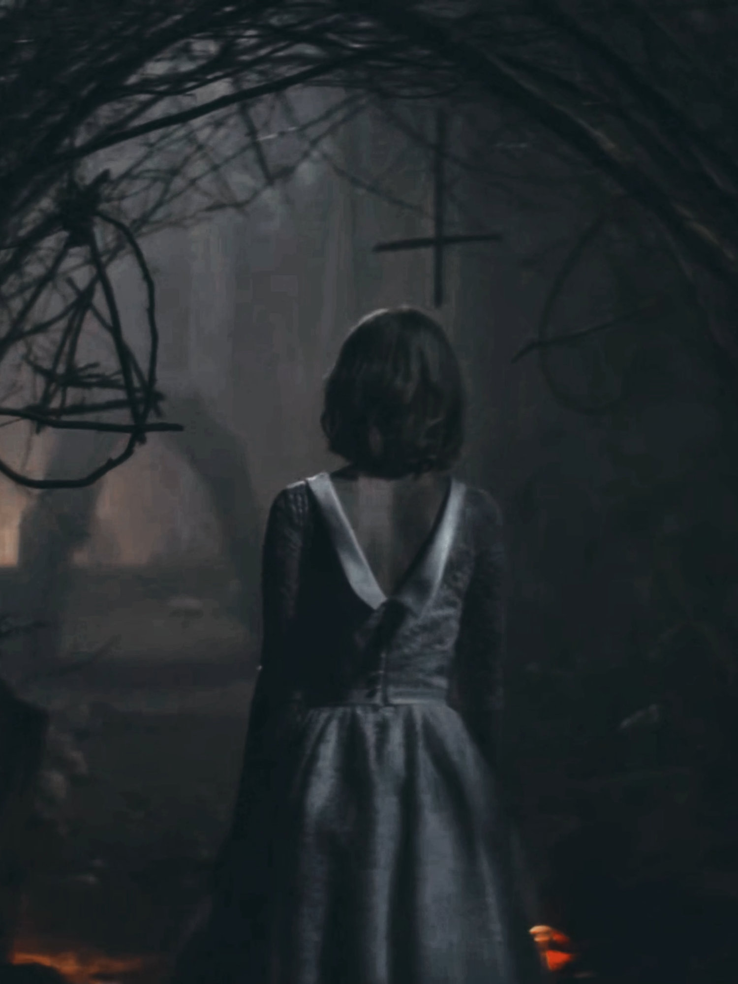 season of the witch #witch #halloween #sabrinaspellman #sabrinaspellmanedit #caos #chillingadventuresofsabrina #kiernanshipka #automn #fall #witchcraft #lanadelrey #seasonofthewitch