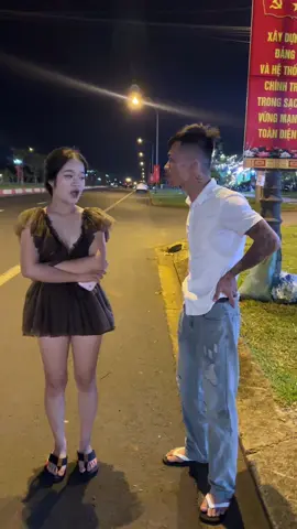 Chia tay ae nhớ đòi lại quà nha ae