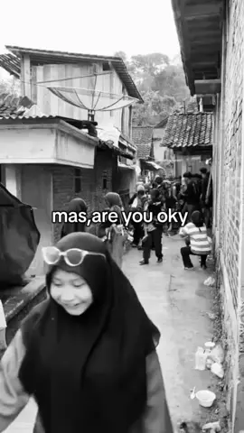 terharu lihat mas Tian yang langsung sigap bantuin mas Pipin padahal posisi itu mas Tian abis njepat dan mesik lemah☹️🥹 #maspipingwsm  #mastiangwsm  #tembus_like_100k  #fensgsky  #fypageシ 