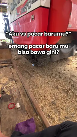 bisa gak?🤣#foryoupage #kubotadc70plus #combineharvester #ppcs_persatuanpemmejacombinesulawesi #cctvcombinesulawesi 