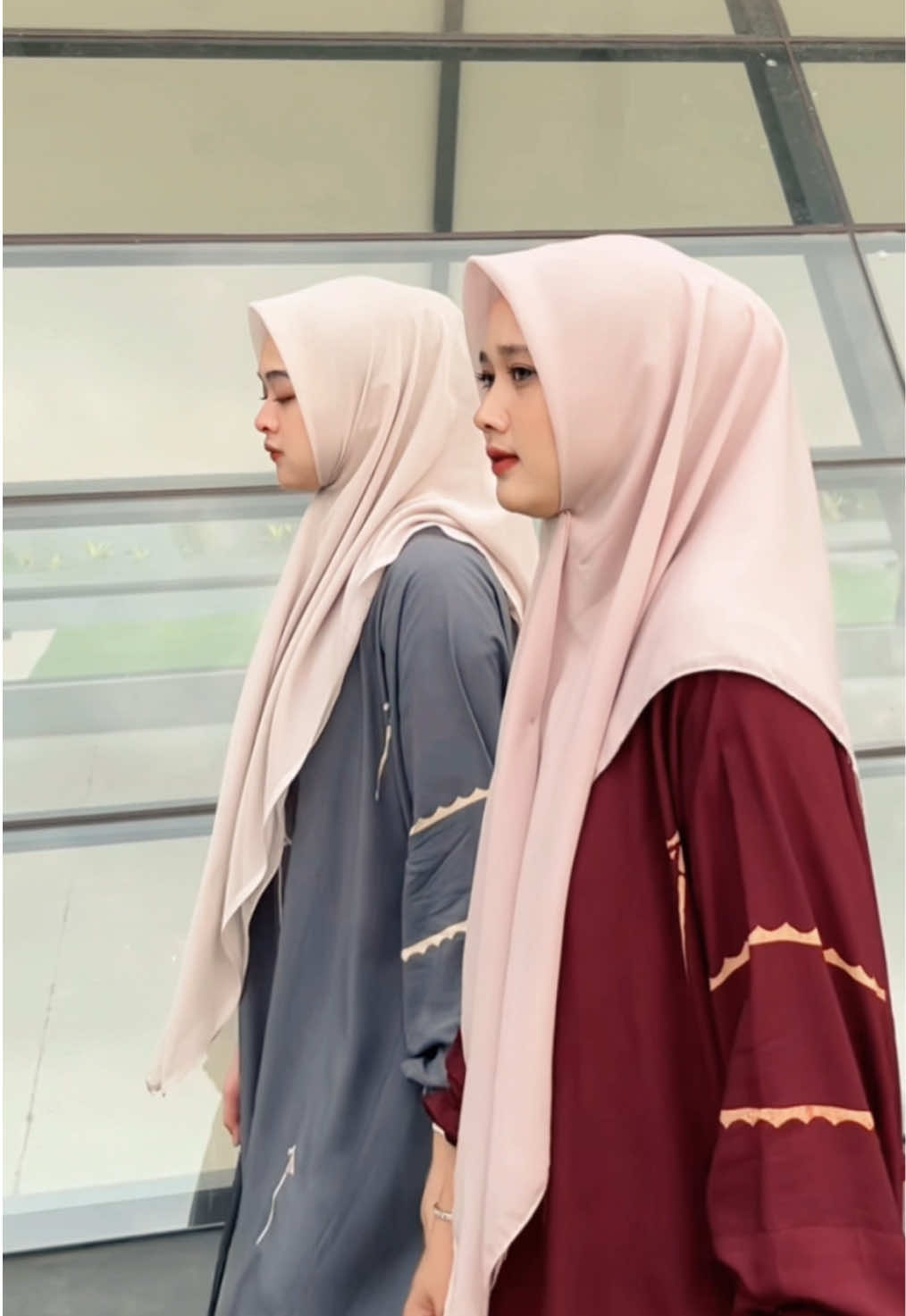 Wajar saja jika matamu mengeluarkan air mata, artinya cintamu itu tidak bercanda 🙂 @Frndaa_a @Tikungan Pojok Store 