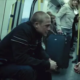 hard to believe it's the same actor who played Ed Gein #petedunham #greenstreethooligans #charliehunnam #petedunhamedit #greenstreethooligansedit 