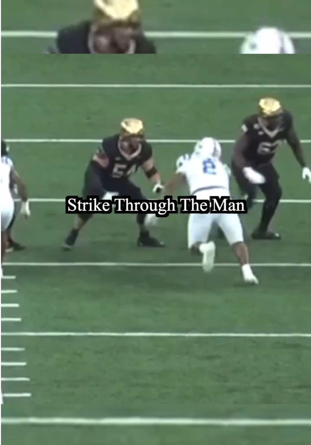 Strike Through The Man #defensivelineman #defensivelinemen #dline #dlinemen #dlinetraining 