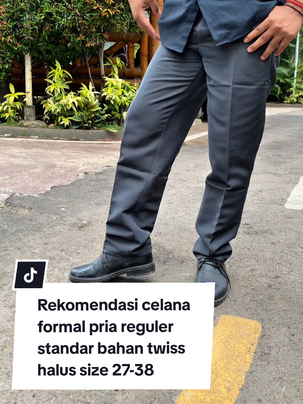 Rekomendasi celana formal pria reguler standar bahan twiss halus dan nyaman, co sekarang juga sebelum kehabisan! #celanaformalpria #celanareguler #celanabahan #celanakantor #celanakerja 