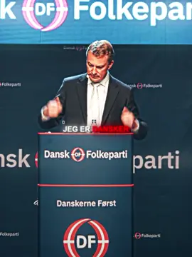 Hold fast! @mrmesserschmidt  #denmark #europe #edit #politik #patriot 
