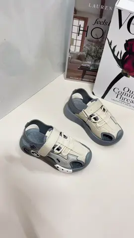 giày sandal rọ bé trai gái #xuhuong #giaybegai #giaybetrai #giaychobe #quynhngakisd 