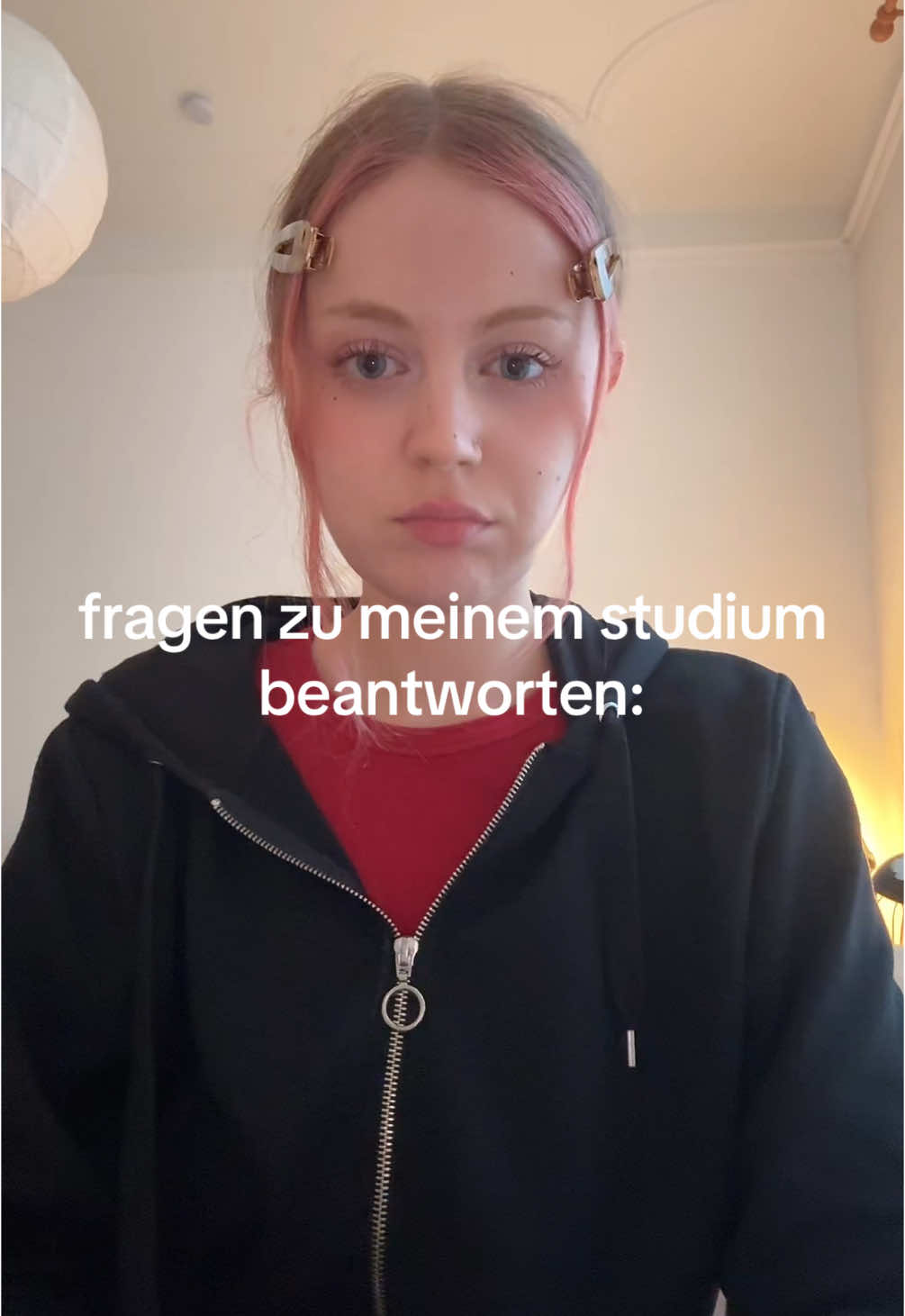 kann damit ja eh nichts anfangen 😝 #fyp #humanities #kulturwissenschaft #studium #uni 