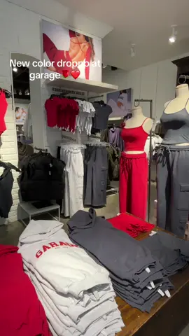Vien voir en magasin! Plein de nouvelle nouveauté❤️#garage #iweargarage #garagepartner @Garage Clothing 
