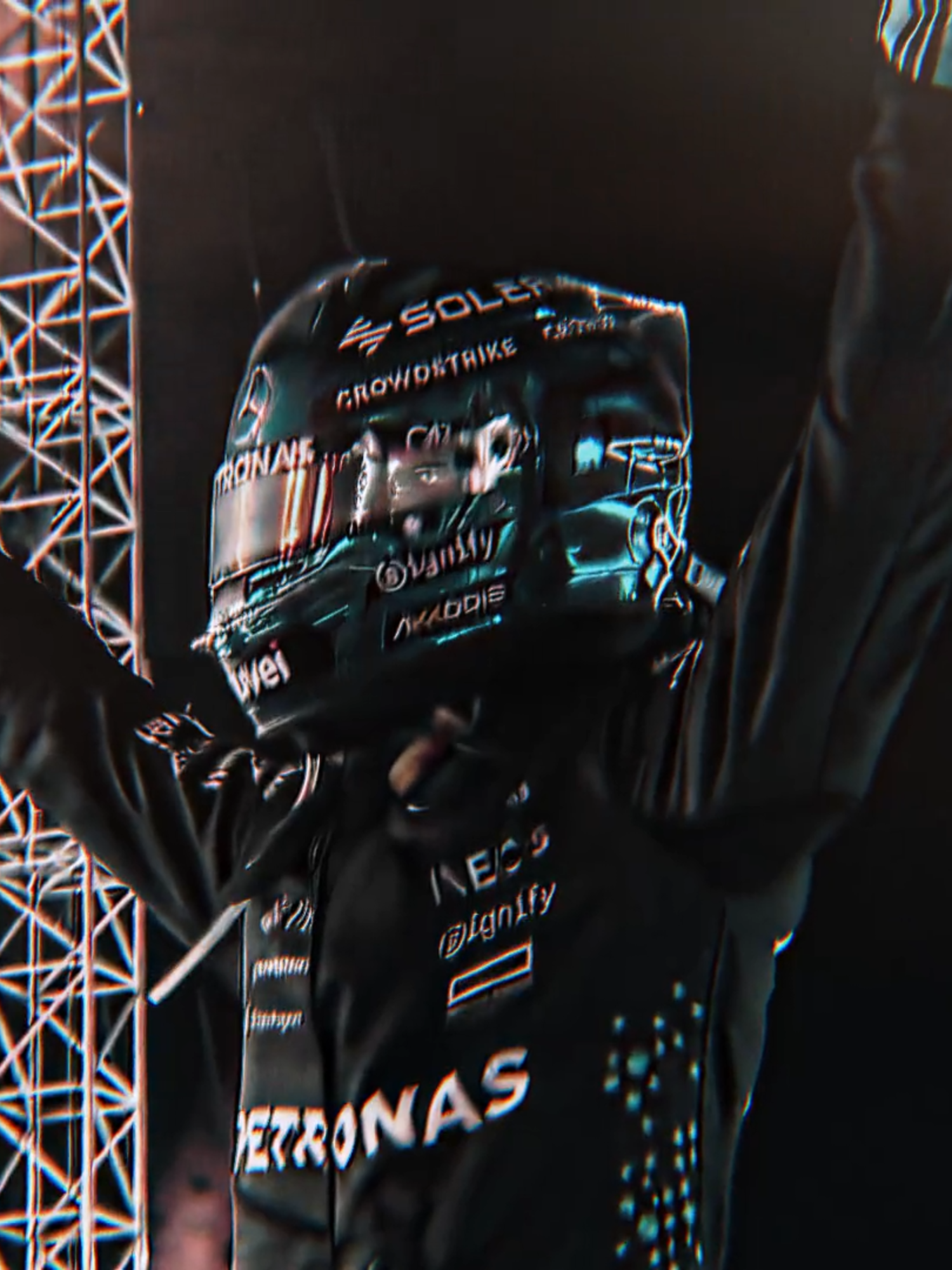 P1 😍😍😍 // #f1 #georgerussell #singaporegp #viraledit #aftereffects #russellvfx63 #thecomebackcontinues