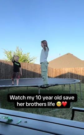 All kids make bad decisions eventually, like Logan choosing to jump on the trampoline with a warhead in his mouth. I’m just so thankful for Leah staying calm and having the courage to take action to help her brother. So proud of her!! ❤️❤️ and yes, she’s already using this as leverage with him. ‘Will you get me a water from the fridge? I saved your LIFE.’ 😂 he’s doing great btw. He was shaken up but has promised never to get on the trampoline with food again ✅
