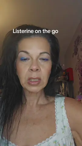 Listerine on the go. 3 packets and mist #freahbreath #bacteria #listerine @ListerineOfficial 