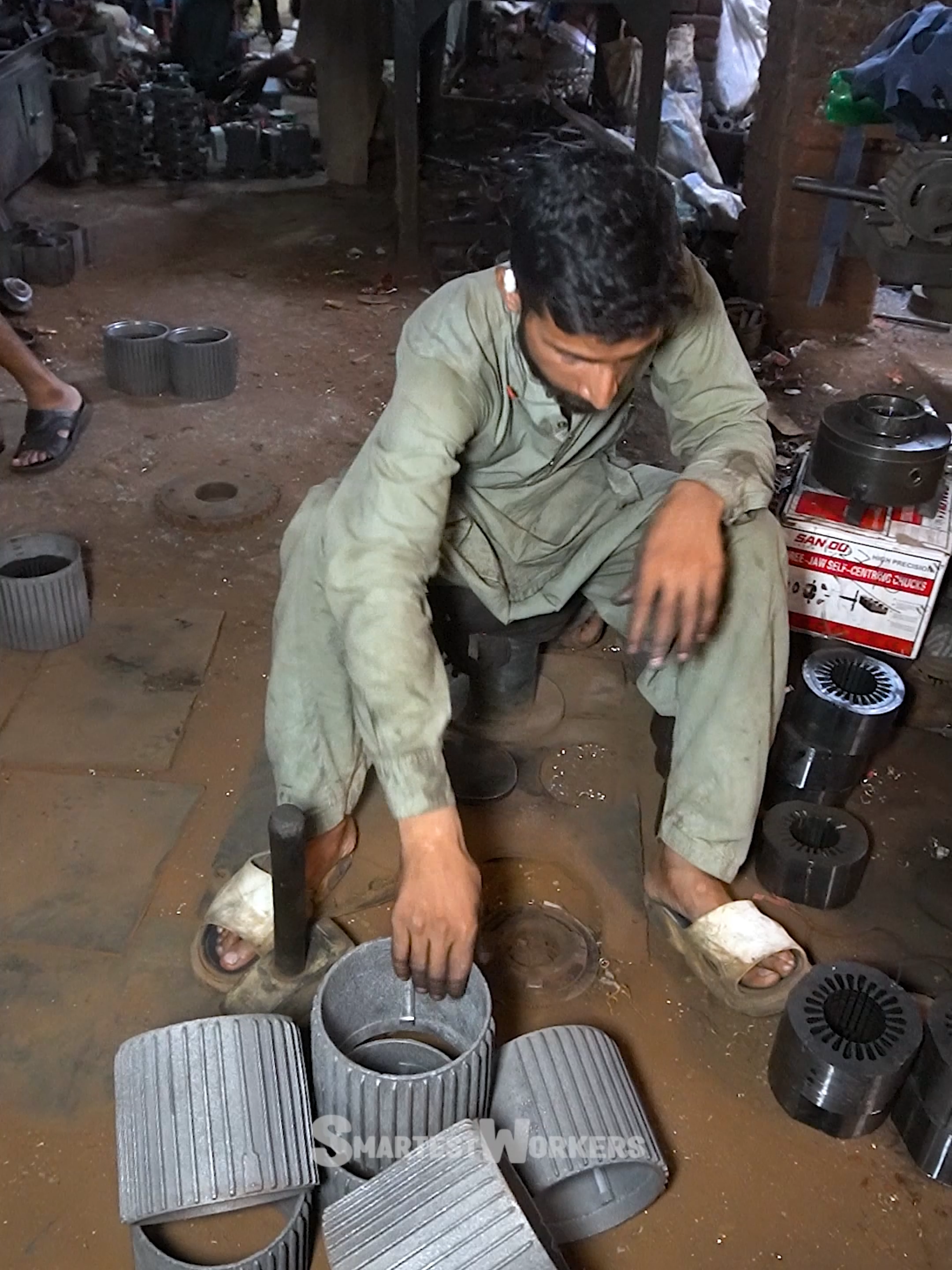 Factory Production of Monoblock Water Pump
