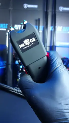 ⚡ Shocker Électrique Scorpio 3,8 millions de volts – L'un des tasers les plus puissants autorisés en France Vous cherchez le meilleur Shocker électrique légalement autorisé en France ? Le Scorpio 3,8M volts est conçu pour une dissuasion immédiate et une neutralisation en quelques secondes. 🔋Pourquoi c'est l'un des modèles les plus puissants ? 🛡️ Transport : uniquement avec motif légitime  📦 Livraison 48h | 🔁 Retour 30 jours | Garantie 2 ans 📞 Assistance client 5j/7 | contact@shockdefense.fr Idéal pour : - Se protéger seul(e) dans la rue - Prévenir une agression sans violence directe - Défense à domicile en cas d'intrusion 🔔 Abonne-toi pour plus de tests, conseils et démos réelles d'armes de défense 100% légales. #taser #shocker #defense #autodefense #antiagression 