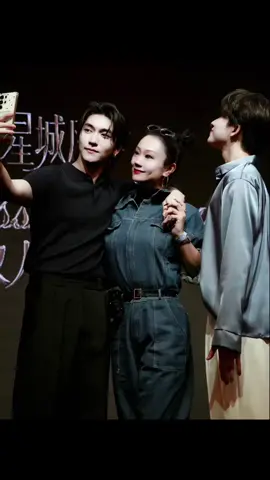 感谢姐妹出图，真是太幸福了呢！我要一直一直爱下去🥰🥰🥰🥰#bossckm_ #bossnoeul #长沙签售会 #永远爱你 @BOSS.CKM 
