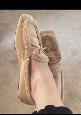 These are the cutest, most comfortable mocassin type shoe..I’m really liking them!  These were NOT gifted!  #falldealsforyou #sliponshoes #casualshoes #cuteshoes #tiktokshopcreatorpicks 