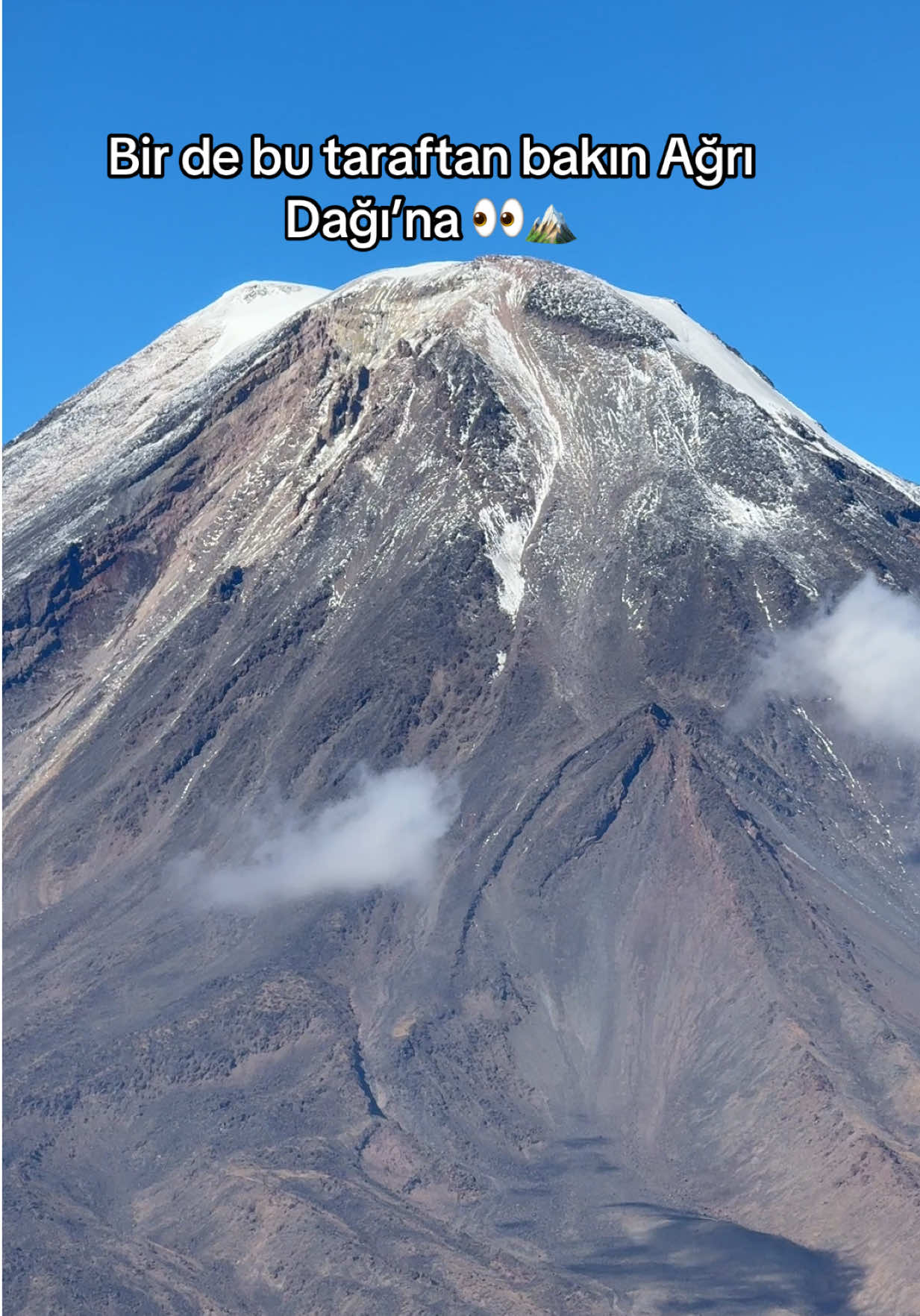 Her açıdan muhteşem… Peki siz Ağrı Dağı’nı bu yönden gördünüz mü? #AğrıDağı #memetararatt #mountararat #summit 