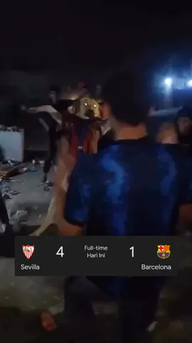 Full Time Barcelona vs Sevilla 1 : 2 Full time Sevilla vs Barcelona 2 : 1 #alfandri97_ #barcelona #sevilla #barcelonavssevilla #barcaday 