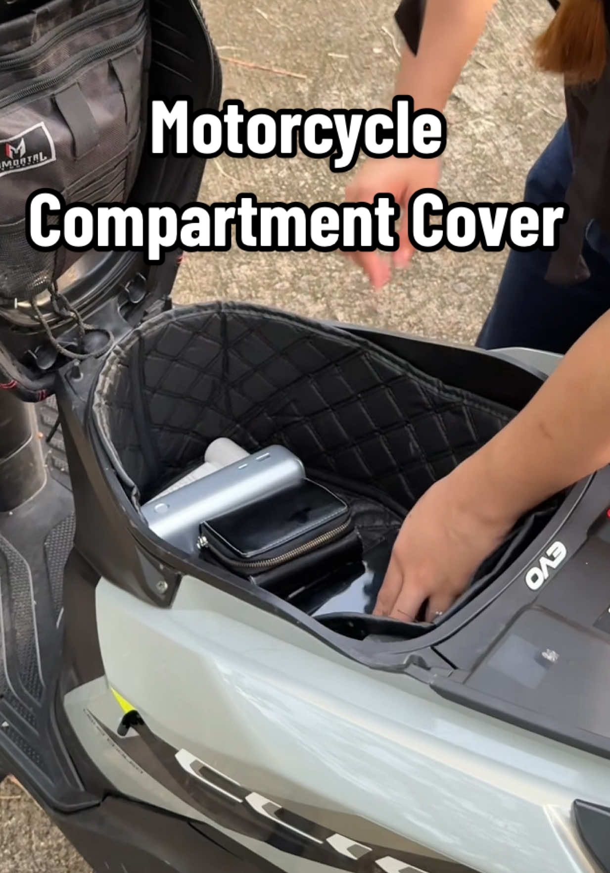 Mas malinis nang tignan compartment ko dahil dito🥰. MOTORCYCLE COMPARTMENT COVER. #motorcyclecompartmentcover #compartmentcover #compartment #seatcompartmentcover #underseatcover 