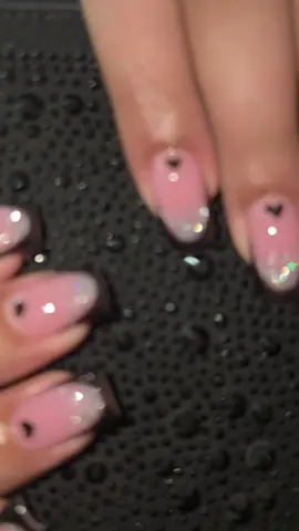 🖤🖤🖤🖤🖤🖤🖤🖤🖤🖤🖤🖤#paratii #bling #nails 