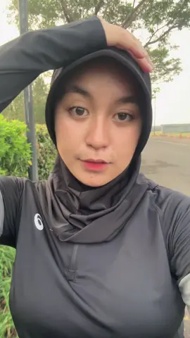 saatnya jogging bersama neng cantik #jilbab #cantik #abg #arsipbiru #jogging 