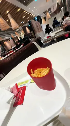 #pourtoi #paris #cejour @🇪🇸 L’español @La Fabrique d'Inès 🎀 @MaxGDN @13Organise @n.gdb @ᨶꪮꪜỉᦔ౹౹ƙ🦠 @Forbes forbes @🔊🏴‍☠️Jøkaï🏴‍☠️🔊 @Death_669 @shkekscbdclub 