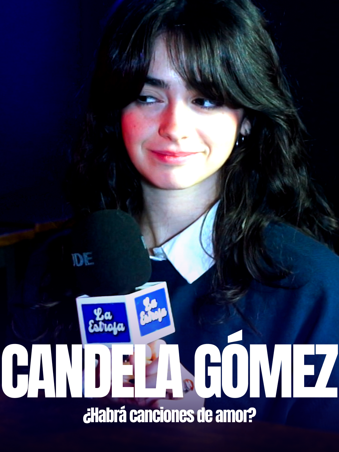 💬🎙 Nuevo episodio en #LaEstrofaPodcast 🎙💬 En este tercer episodio, @candelagomex nos confesó que ha encontrado el amor de su vida ❤️‍🔥 Por supuesto, no pudimos evitar preguntarle… ¿se vienen canciones de amor? 👀🎶 Escucha el episodio completo y descubre todo lo que contó. ✨ #CandelaGómez, #LaEstrofaPodcast, #PodcastMusical, #NuevaTemporada, #MusicaConHistoria, #ArtistasEmergentes, #CancionesDeAmor, #PodcastDeMusica, #EntrevistaMusical, #MusicaEnEspañol