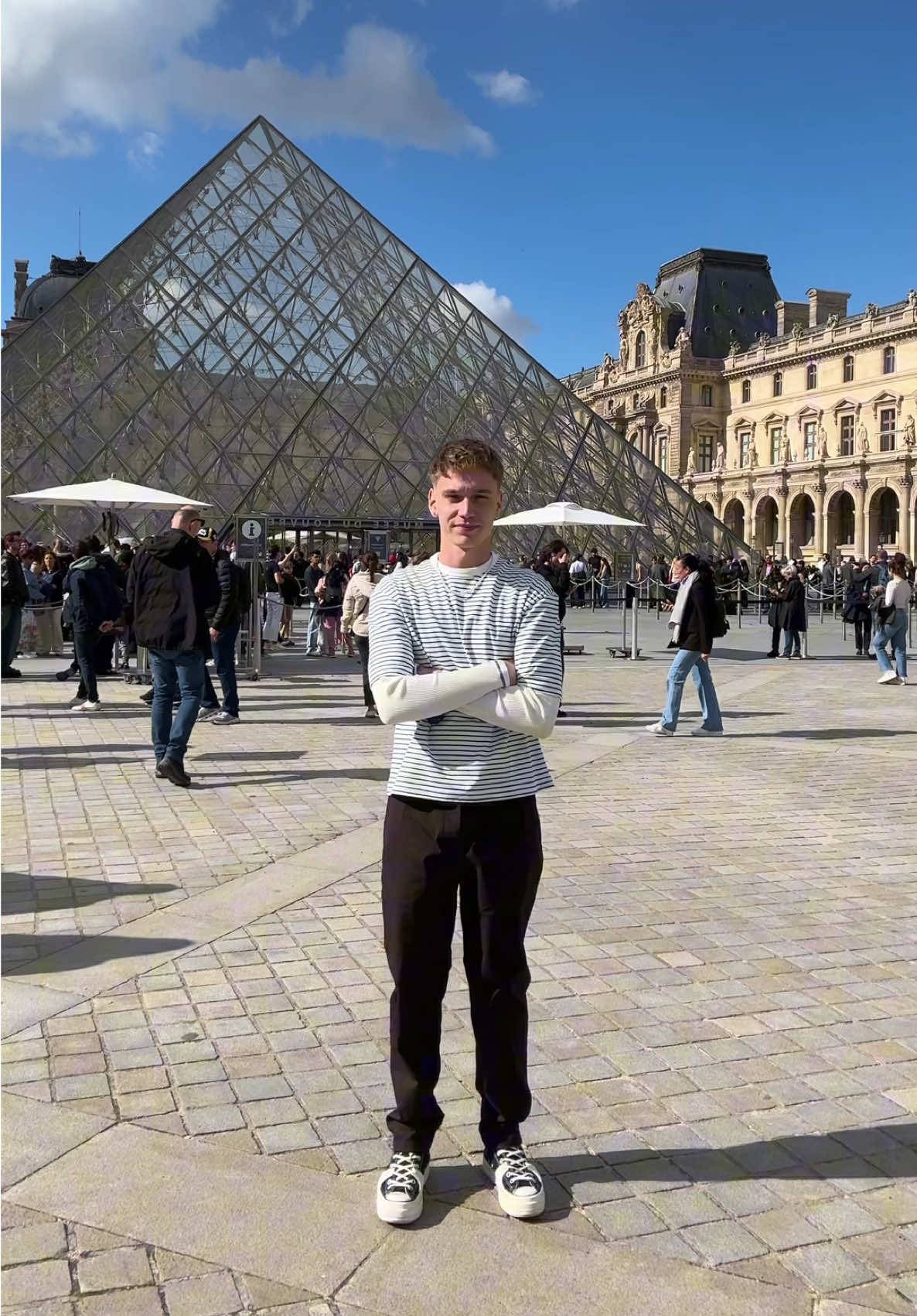 un croissant s'il vous plaît 🥐